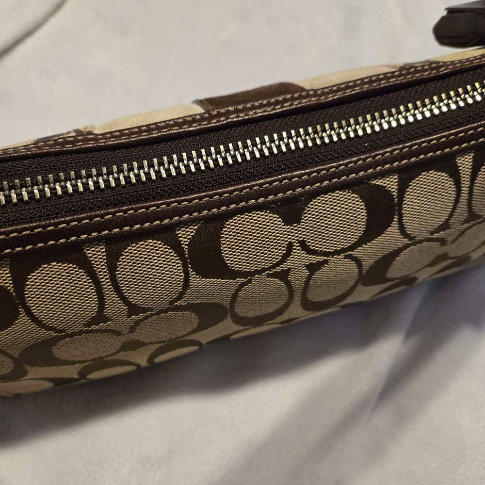Coach Vintage Suede Strip Bagette  Brown and Cream Women's Bag - Picture 10 of 16
